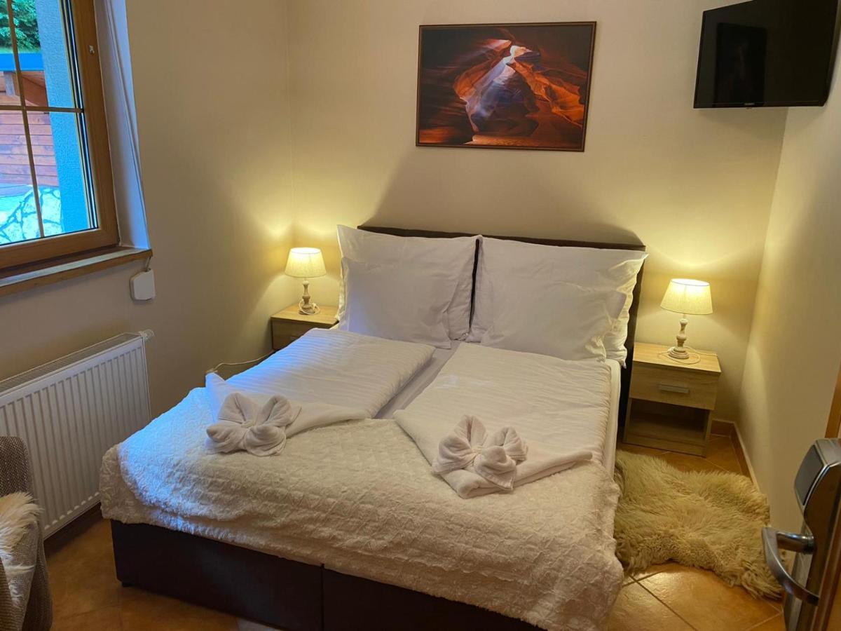 Penzion Bawaria Horní Lomná Bagian luar foto